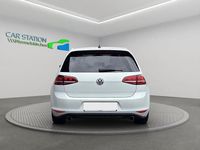 Gebraucht VW Golf VII GTI 220 PS (161 kW) 2016 Pure white Limousine