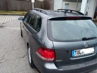 Gebraucht VW Golf VI Style 105 PS (77 kW) 2011 Schwarz Kleinwagen