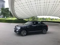 Gebraucht VW T-Roc Cabriolet Active 110 PS (80 kW) 2021 Schwarz Cabrio
