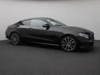 Gebraucht Mercedes E200 197 PS (144 kW) 2019 Schwarz Coupé