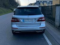 Gebraucht Mercedes ML350 257 PS (189 kW) 2013 Silber SUV
