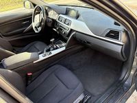 Gebraucht BMW 320 184 PS (135 kW) 2013 Grau Limousine