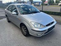 Gebraucht Ford Focus Ghia 131 PS (96 kW) 2003 Polarsilber metallic Limousine