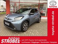 Gebraucht Toyota Aygo X Basis 72 PS (52 kW) 2025 Celestite grey metallic / nigh SUV