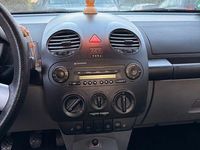 Gebraucht VW New Beetle 102 PS (75 kW) 2006 Silber Kleinwagen