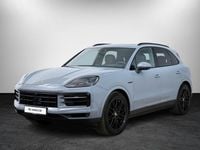 Gebraucht Porsche Cayenne E-Hybrid 470 PS (345 kW) 2024 Grau SUV