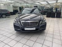 Gebraucht Mercedes E200 136 PS (100 kW) 2011 Grau Limousine