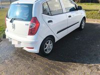 Gebraucht Hyundai i10 Classic 69 PS (50 kW) 2011 Weiß Kleinwagen