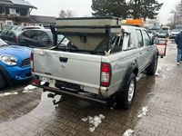 Gebraucht Nissan Navara 133 PS (97 kW) 2011 Silber Pickup