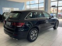 Gebraucht Mercedes GLC220 194 PS (142 kW) 2021 Schwarz SUV