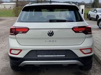 Gebraucht VW T-Roc Life 150 PS (110 kW) 2024 Grau SUV