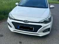 Gebraucht Hyundai i20 101 PS (74 kW) 2019 Weiß Kleinwagen