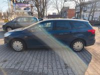 Gebraucht Ford Focus Trend 105 PS (77 kW) 2017 Blau Kombi