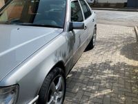 gebraucht Mercedes E220 Infrarot ZV / Schiebedach / org. Felgen