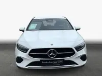 Gebraucht Mercedes A180 Advanced 136 PS (100 kW) 2025 Polarweiß Limousine