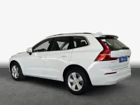 Gebraucht Volvo XC60 Momentum 197 PS (144 kW) 2022 Ice white 614 SUV