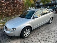 Używany Audi A4 131 KM (96 kW) 2002 Srebrny Sedan/Limuzyna