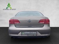 Gebraucht VW Passat Trendline 193 PS (141 kW) 2011 Andere Limousine