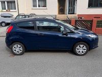 Gebraucht Ford Fiesta 82 PS (60 kW) 2013 Blau Kleinwagen