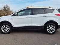 Gebraucht Ford Kuga Individual 150 PS (110 kW) 2015 Grau SUV