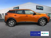 Gebraucht Peugeot e-2008 100 kW (136 PS) 2022 Orange SUV