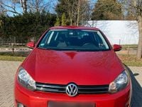 Gebraucht VW Golf VI 86 PS (63 kW) 2011 Rot Kleinwagen