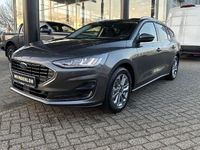 Neu Ford Focus Titanium X 155 PS (114 kW) 2026 Grau Limousine