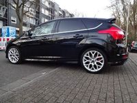 Gebraucht Ford Focus S 150 PS (110 kW) 2013 Schwarz Limousine