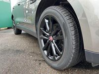 Gebraucht Jaguar F-Pace Prestige 179 PS (131 kW) 2019 Silber SUV