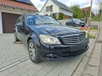 Gebraucht Mercedes C180 156 PS (114 kW) 2010 Schwarz Kombi