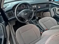Gebraucht Audi 80 116 PS (85 kW) 1994 Rot Limousine