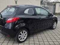 Używany Mazda 2 Edition 84 KM (61 kW) 2013 Czarny Hatchback