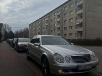 Gebraucht Mercedes E220 150 PS (110 kW) 2003 Limousine