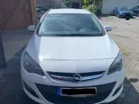 Usata Opel Astra Edition 110 CV (80 kW) 2015 Bianco Station wagon