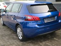gebraucht Peugeot 308 Active 1,5 BLUEHDI AUT. *NAVI*PANO*PDC*ALU*