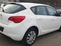 Gebraucht Opel Astra Cosmo 110 PS (80 kW) 2010 Weiß Limousine