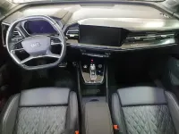 Second-hand Audi Q4 e-tron Ambiente 150 kW (204 CP) 2023 Gri SUV