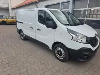 Gebraucht Renault Trafic 95 PS (69 kW) 2017 Weiß Van / Kleinbus