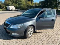 Gebraucht Skoda Octavia 2011 Grau Kombi
