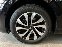 Second-hand VW Golf VII 150 CP (110 kW) 2021 Negru Hatchback