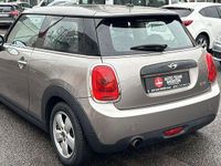 Second-hand Mini ONE 102 CP (75 kW) 2016 Argintiu Hatchback