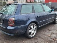 Gebraucht Audi A4 105 PS (77 kW) 1999 Blau Kombi