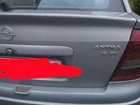 Gebraucht Opel Astra 101 PS (74 kW) 1999 Silber Limousine