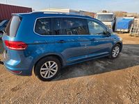 Gebraucht VW Touran 150 PS (110 kW) 2018 Blau Van / Kleinbus