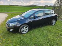 Gebraucht Opel Astra 110 PS (80 kW) 2010 Schwarz Limousine