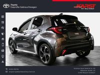 Neu Toyota Yaris Hybrid Style 131 PS (96 kW) 2025 Marlingrau/dach schwarz Kleinwagen