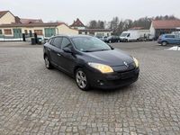 Gebraucht Renault Mégane GrandTour Dynamique 131 PS (96 kW) 2011 Grau Kombi