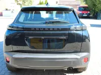 Neu Peugeot 2008 Style 101 PS (74 kW) 2026 Schwarz perla nera SUV