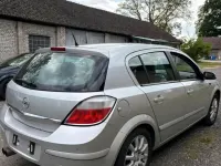 Gebraucht Opel Astra 125 PS (91 kW) 2004 Silber Limousine