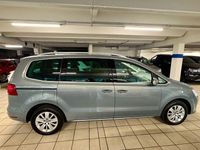 Gebraucht VW Sharan Comfortline 150 PS (110 kW) 2014 Grau Van / Kleinbus